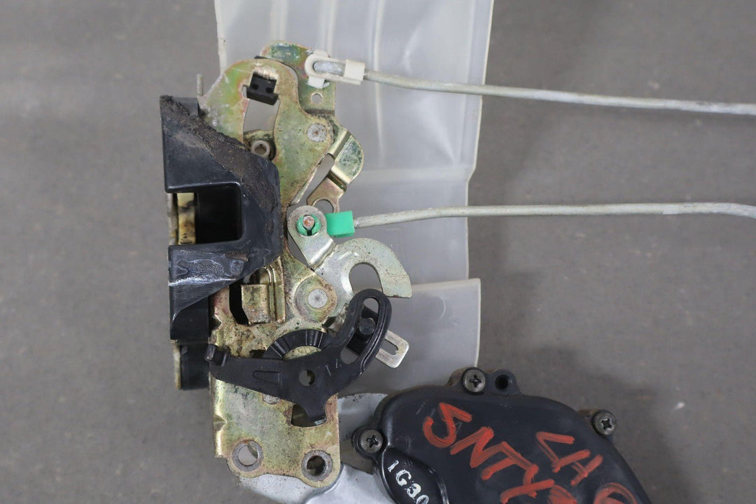 1991 - 1997 Toyota LandCruiser Left REAR Door Latch W/Rods