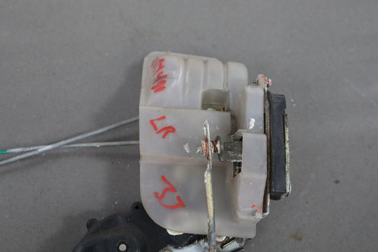 1991 - 1997 Toyota LandCruiser Left Rear Door Latch W/Rods