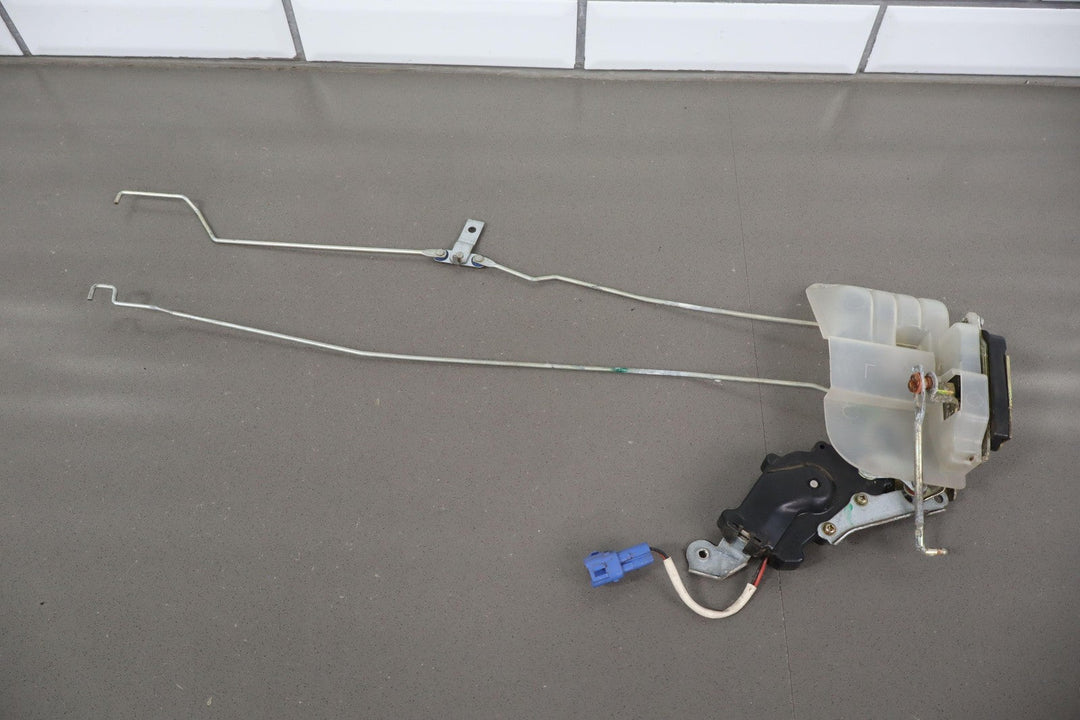 1991 - 1997 Toyota LandCruiser Left REAR Door Latch W/Rods