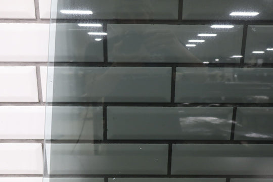 1991 - 1997 Toyota LandCruiser REAR Left Driver Door Window Glass Only