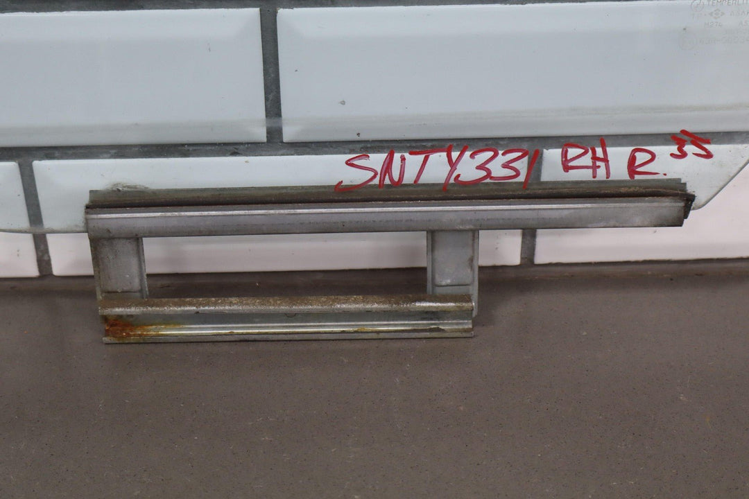 1991 - 1997 Toyota LandCruiser REAR Right Passenger Door Window Glass Only