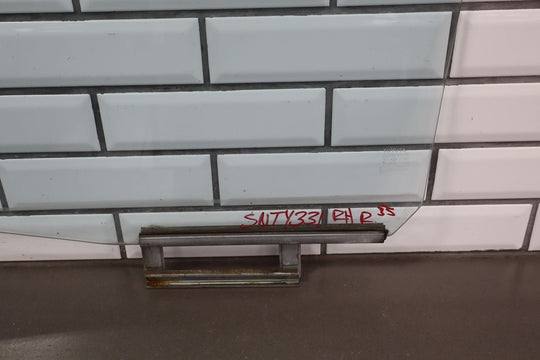 1991 - 1997 Toyota LandCruiser REAR Right Passenger Door Window Glass Only