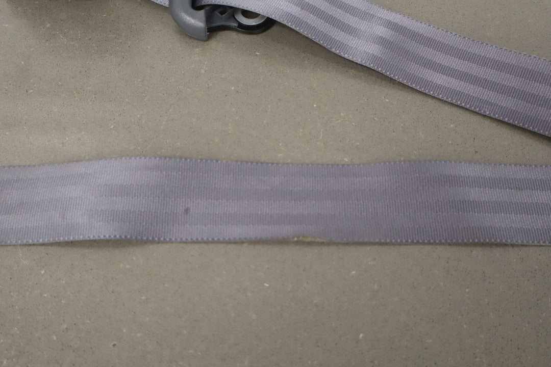 1991 - 1997 Toyota LandCruiser Right & Left *3rd Row* Seat Belt Retractors