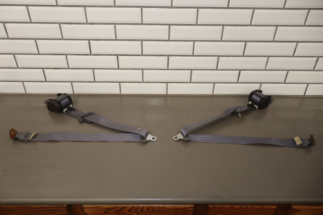 1991 - 1997 Toyota LandCruiser Right & Left *3rd Row* Seat Belt Retractors
