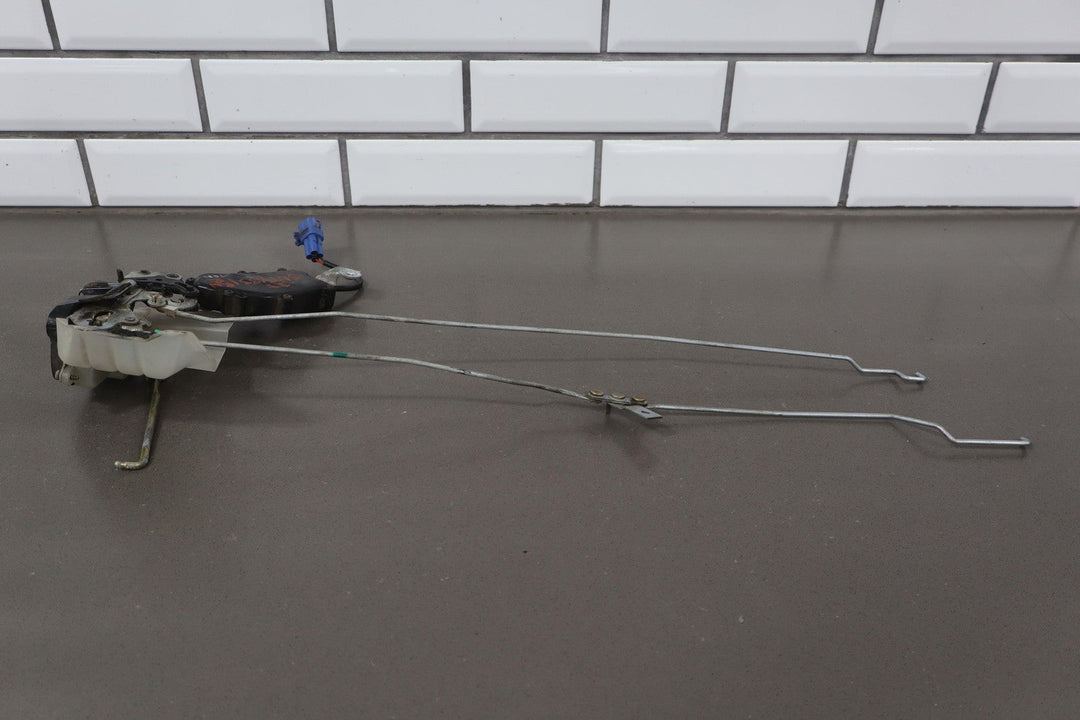 1991 - 1997 Toyota LandCruiser Right REAR Door Latch W/Rods