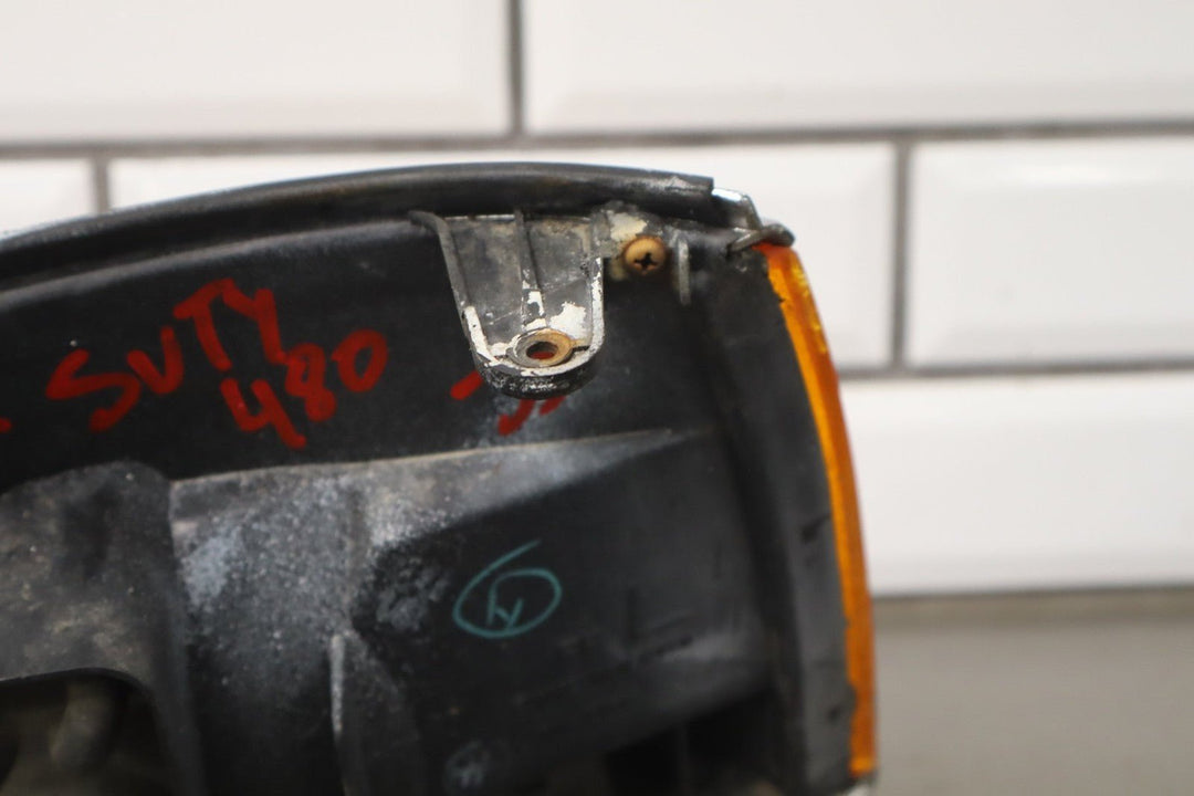 1991 - 1998 Toyota Land Cruiser Left Fender Mounted turn Signal 8161060110 OEM
