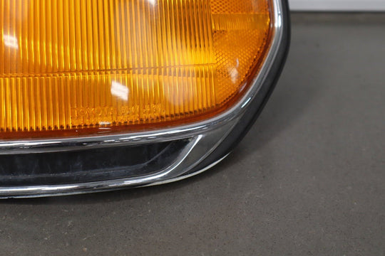 1991 - 1998 Toyota Land Cruiser Left Fender Mounted turn Signal 8161060110 OEM