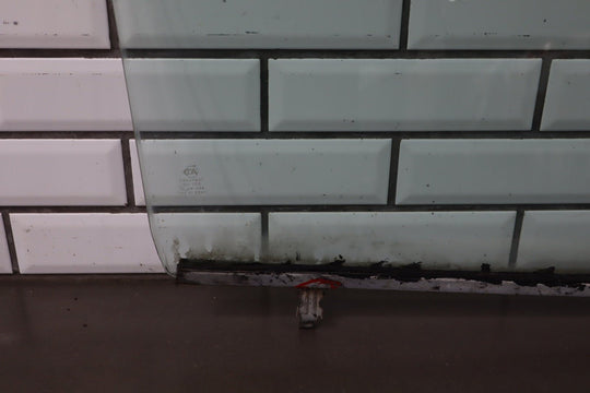 1991 - 1998 Toyota Land Cruiser Left Front Door Window 6811160060 OEM