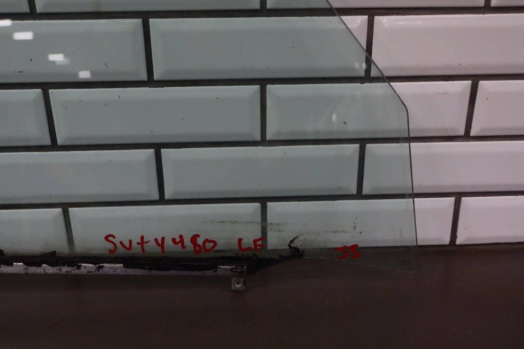 1991 - 1998 Toyota Land Cruiser Left Front Door Window 6811160060 OEM