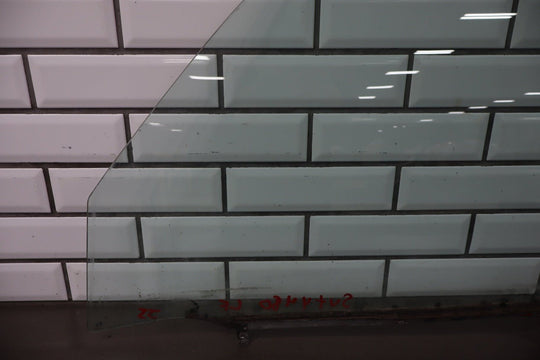 1991 - 1998 Toyota Land Cruiser Left Front Door Window 6811160060 OEM