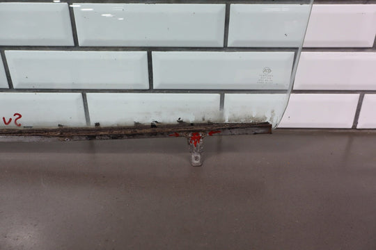 1991 - 1998 Toyota Land Cruiser Left Front Door Window 6811160060 OEM