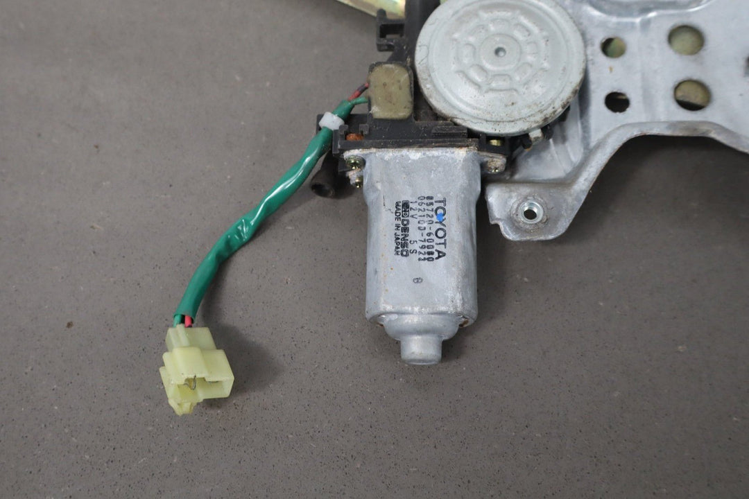1991 - 1998 Toyota Land Cruiser Left Rear Window Regulator 6980360010 OEM