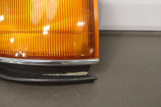 1991 - 1998 Toyota Land Cruiser Right Fender Mounted Turn Signal 8151060361 OEM