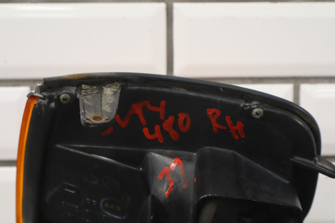 1991 - 1998 Toyota Land Cruiser Right Fender Mounted Turn Signal 8161060110 OEM