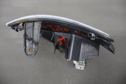 1991 - 1998 Toyota Land Cruiser Right Fender Mounted Turn Signal 8161060110 OEM