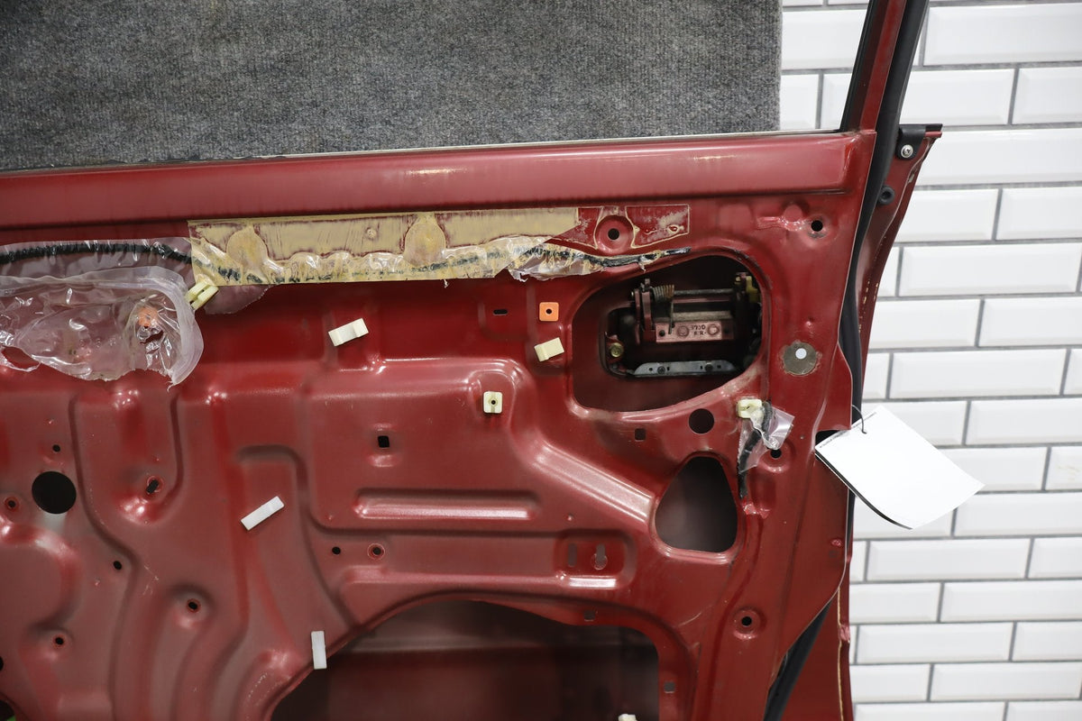 1991-1998 Toyota Land Cruiser Right Front Door Medium Red Pearl 3H4 6700160351