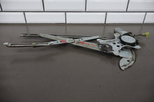 1991 - 1998 Toyota Land Cruiser Right Front Window Regulator 6980160010 OEM