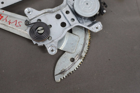 1991 - 1998 Toyota Land Cruiser Right Front Window Regulator 6980160010 OEM