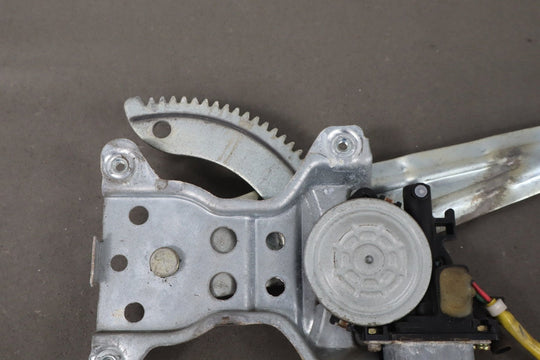 1991 - 1998 Toyota Land Cruiser Right Rear Window Regulator 6980360010 OEM