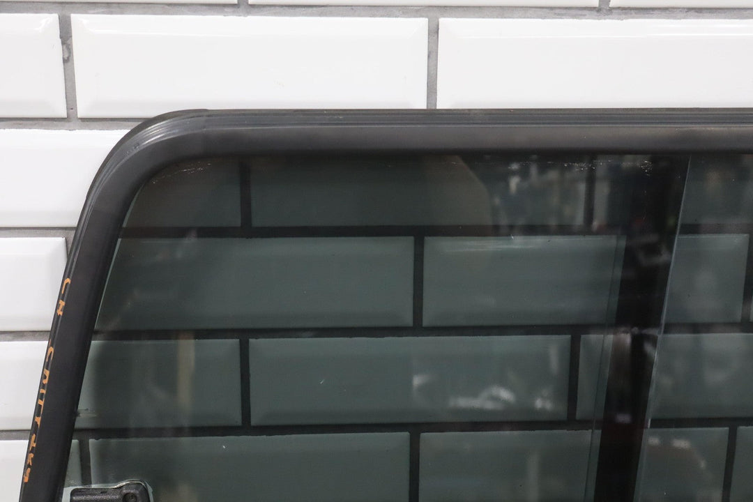 1991 - 92 Toyota LandCruiser Rear Left Sliding Quarter Glass Window W/Latch&Seal