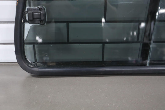 1991 - 92 Toyota LandCruiser Rear Left Sliding Quarter Glass Window W/Latch&Seal
