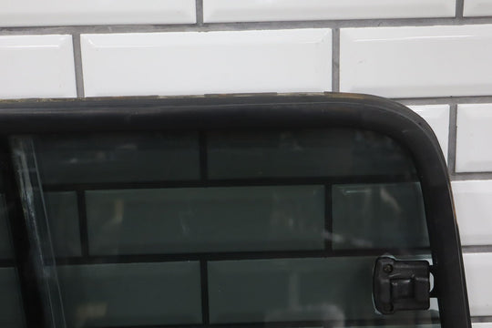 1991 - 92 Toyota LandCruiser Rear Right Sliding Quarter Glass Window W/Latch&Seal