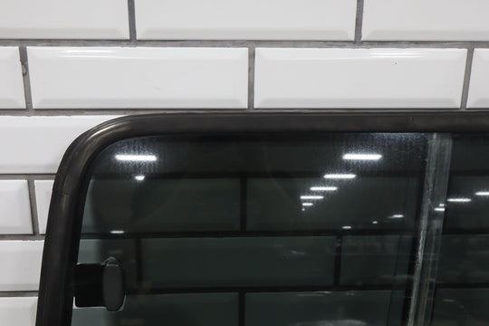 1991 - 92 Toyota LandCruiser Rear Right Sliding Quarter Glass Window W/Latch&Seal