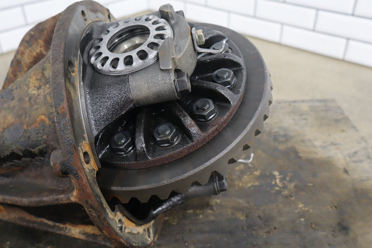 1991-97 Toyota Land Cruiser Rear Open Differential 3rd Member OEM