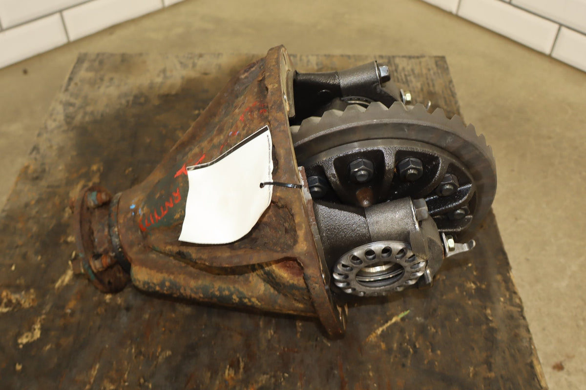 1991-97 Toyota Land Cruiser Rear Open Differential 3rd Member OEM