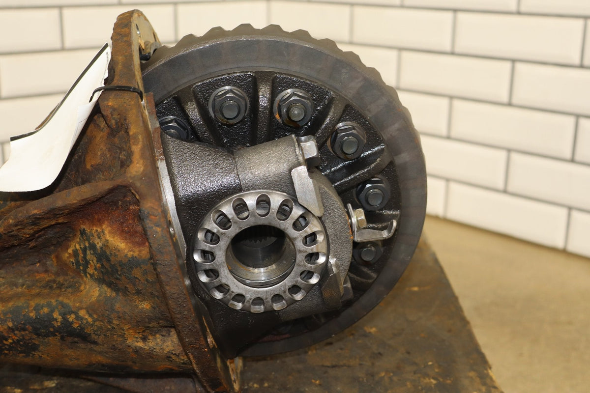 1991-97 Toyota Land Cruiser Rear Open Differential 3rd Member OEM