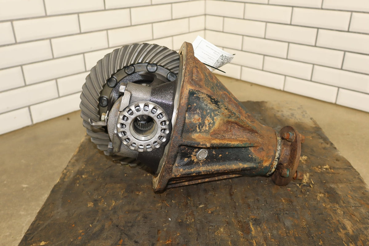 1991-97 Toyota Land Cruiser Rear Open Differential 3rd Member OEM