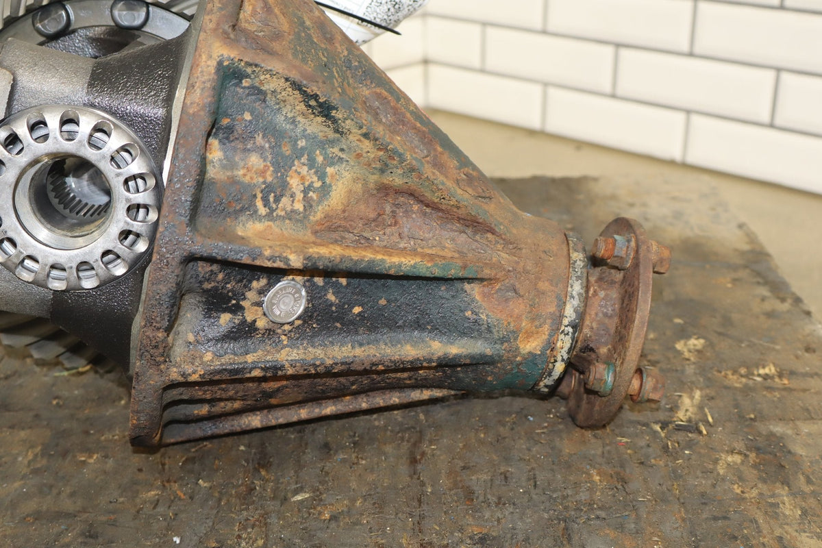 1991-97 Toyota Land Cruiser Rear Open Differential 3rd Member OEM