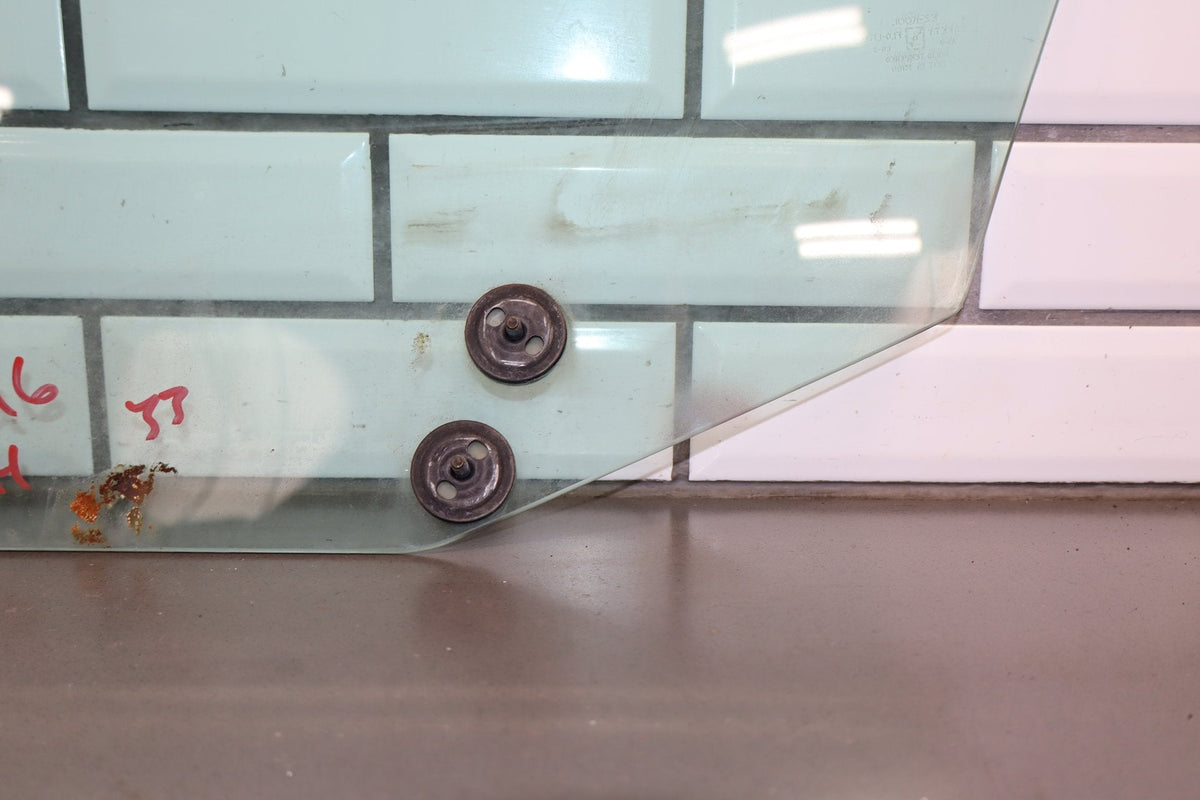 1991 Chevrolet Corvette Base Right Door Window