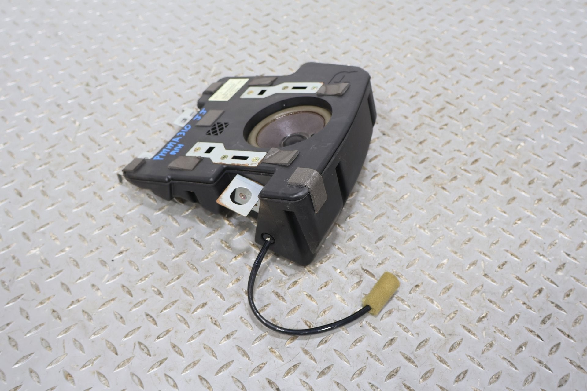 1991 Mazda RX-7- Speakers