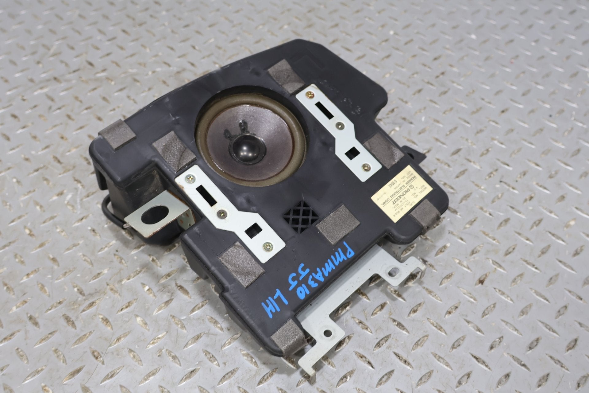 1991 Mazda RX-7- Speakers