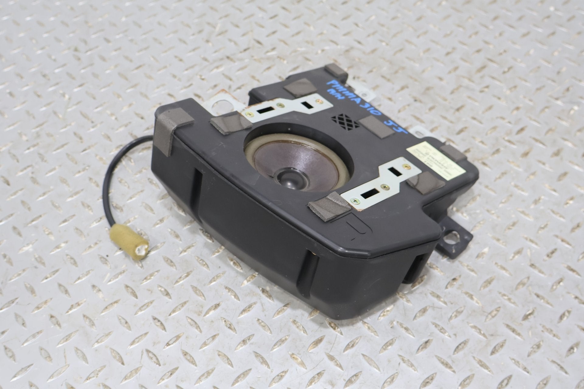 1991 Mazda RX-7- Speakers