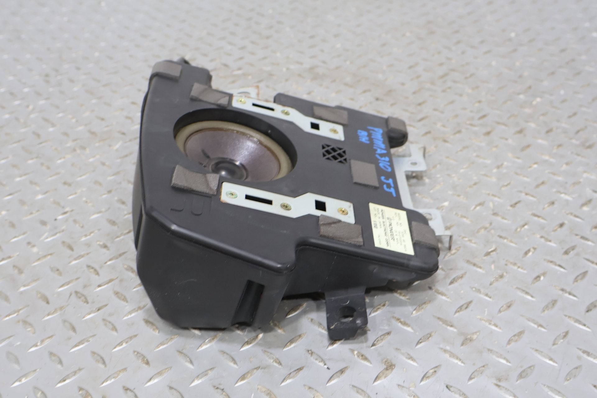 1991 Mazda RX-7- Speakers