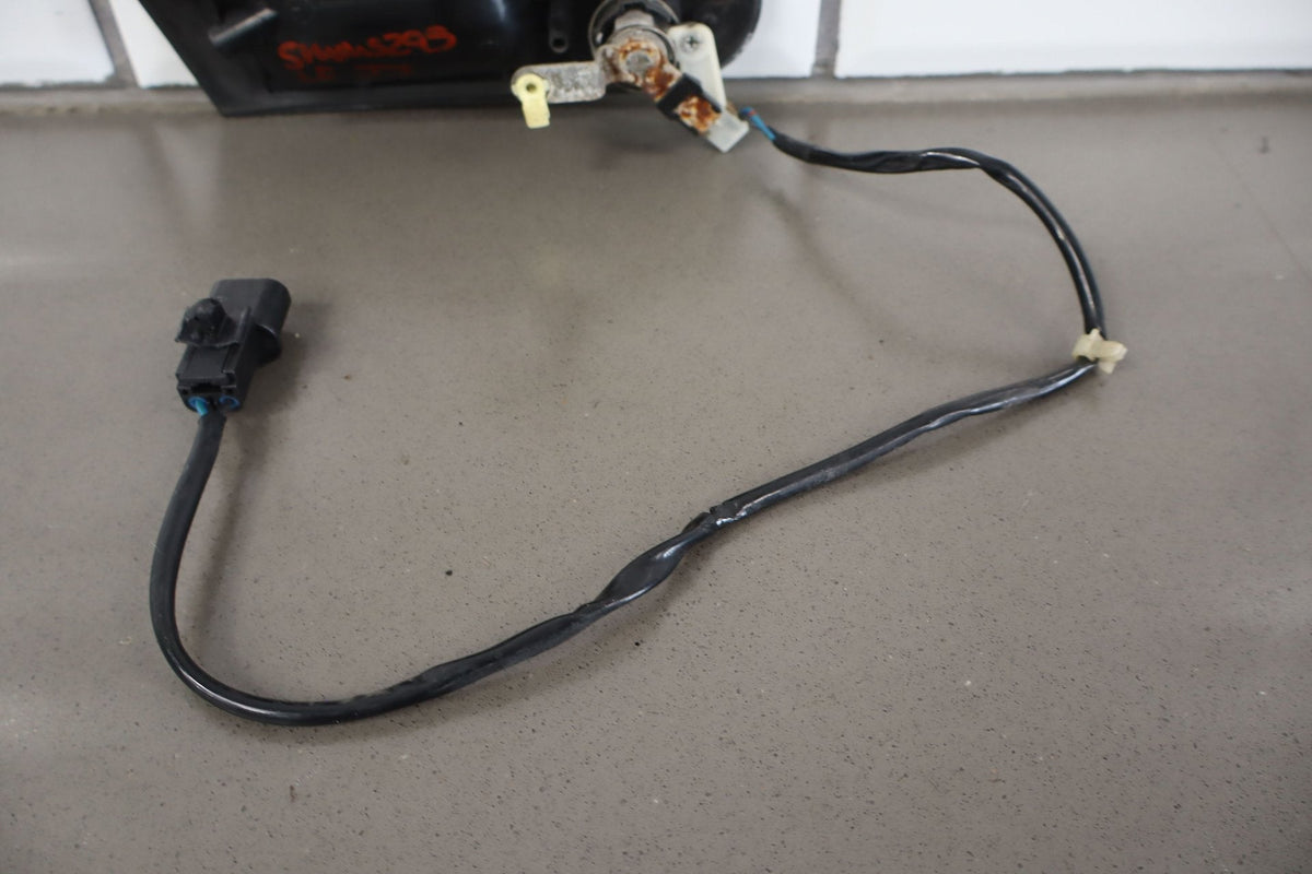1991 Mitsubishi 3000GT OEM Left Front Door Handle