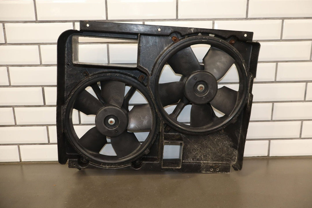1991â1996 C4 Corvette OEM Dual Radiator Cooling Fan Shroud Assembly
