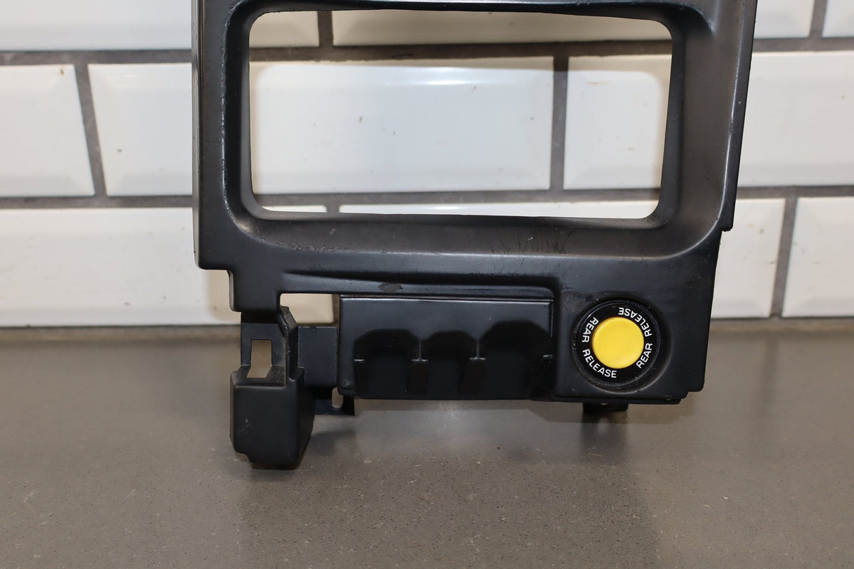1992-1993 Chevrolet Corvette C4 Automatic Floor Shifter Bezel | Ashtray