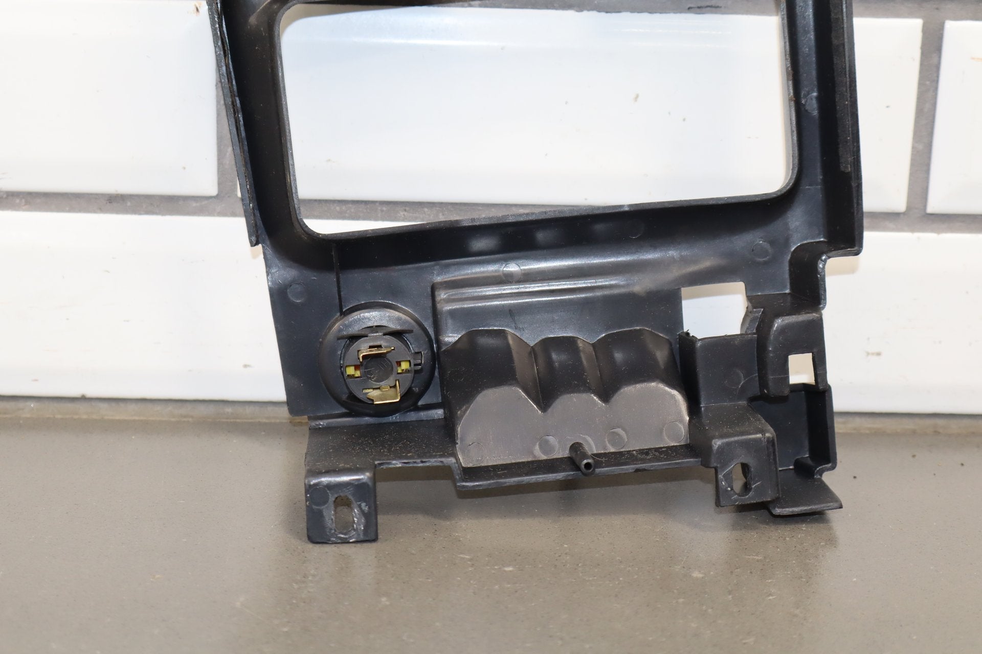 1992-1993 Chevrolet Corvette C4 Automatic Floor Shifter Bezel | Ashtray