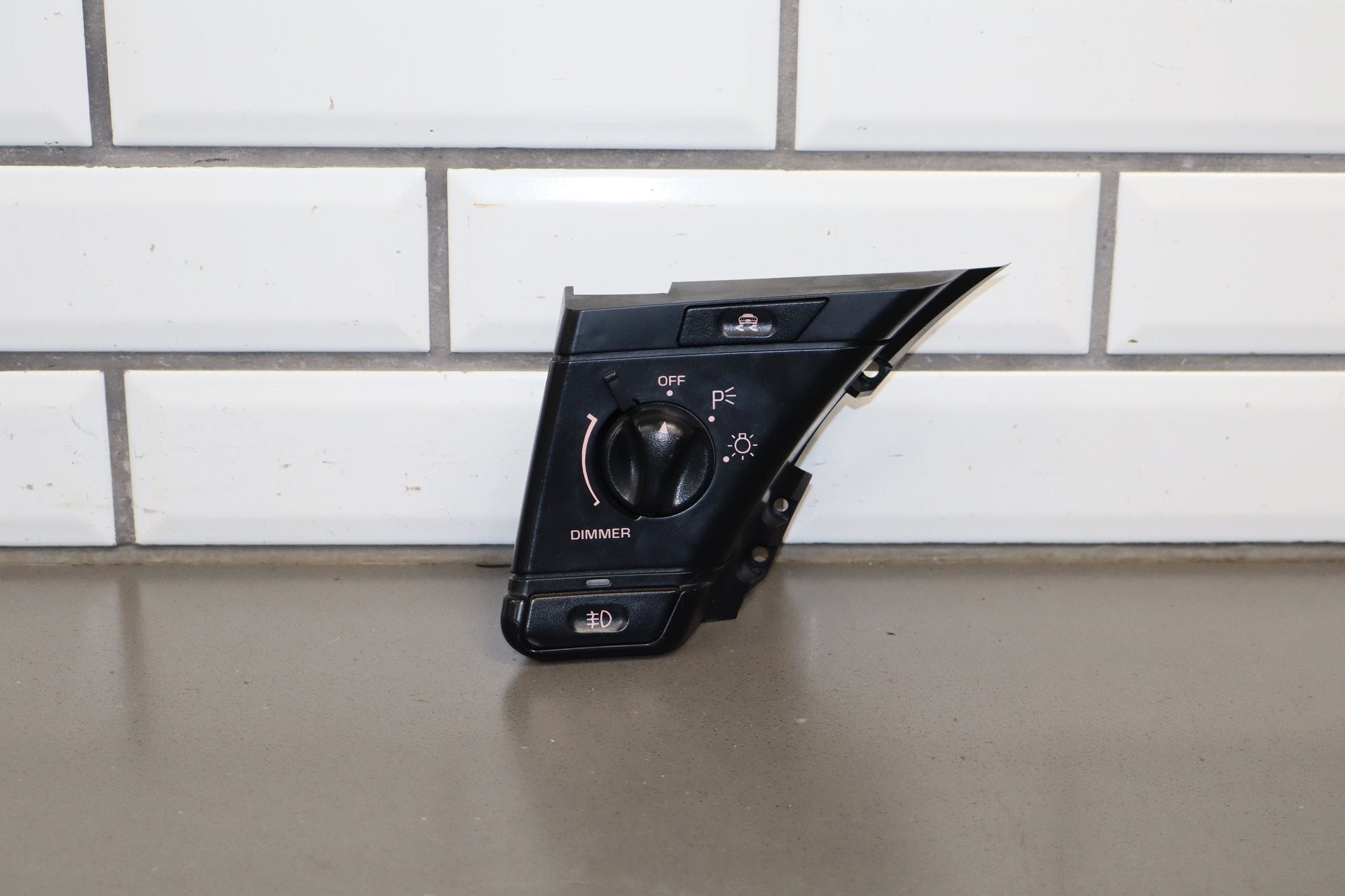 1992-1993 Chevrolet Corvette C4- Headlight Switch