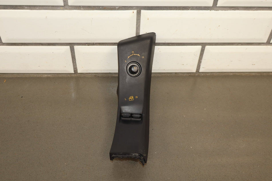 1992-1993 Chevrolet Corvette C4 LH Driver Window Switch W/ Bezel