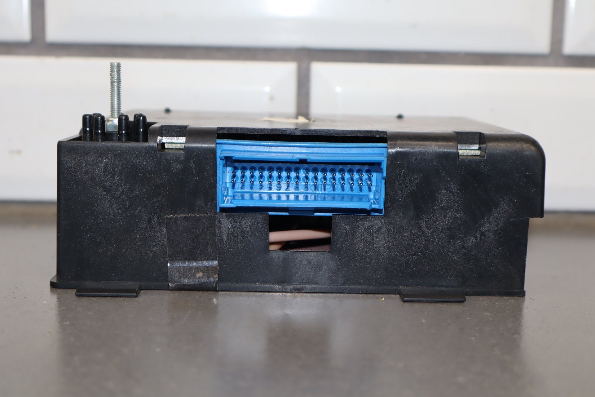 1992-1993 Chevrolet Corvette Chassis Computer 16169797 OEM