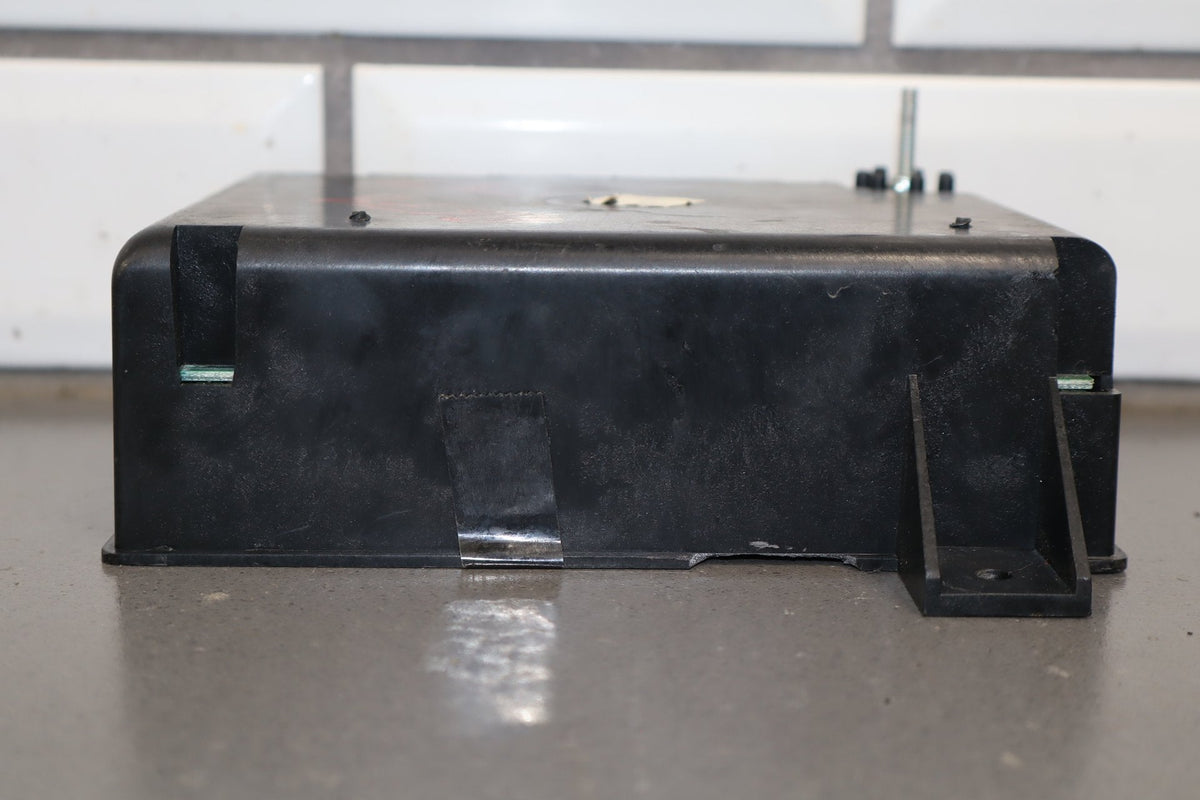 1992-1993 Chevrolet Corvette Chassis Computer 16169797 OEM