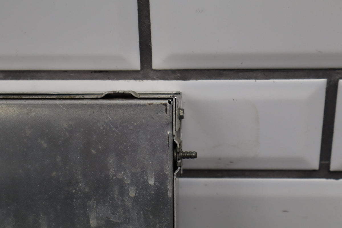 1992-1993 Chevrolet Corvette Chassis Computer 88999216 OEM