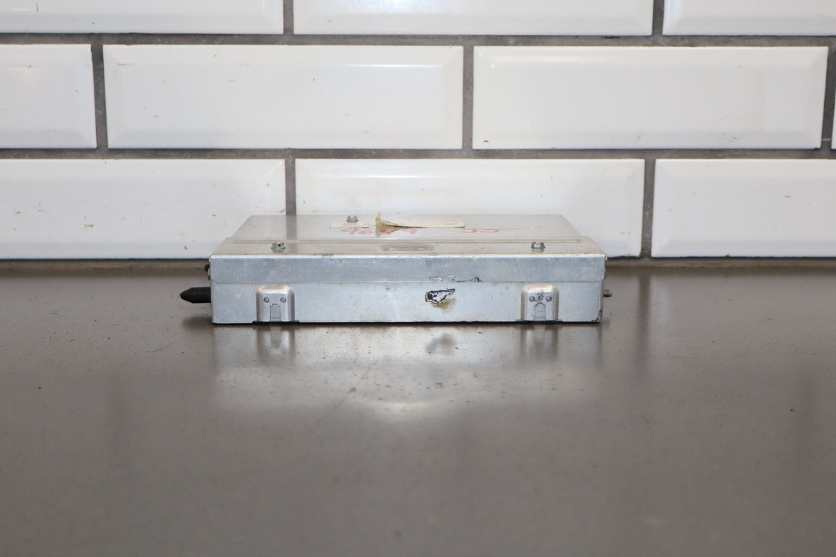 1992-1993 Chevrolet Corvette Chassis Computer 88999216 OEM