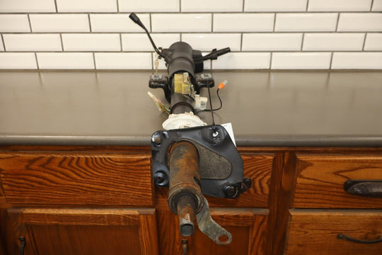 1992 - 1993 GMC Sierra Steering Column 26029351