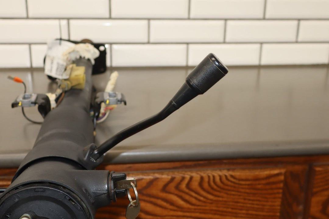 1992 - 1993 GMC Sierra Steering Column 26029351