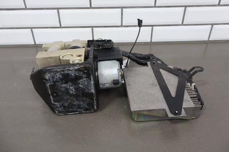 1992-1994 Chevrolet Corvette C4- ABS Brake Unit W Module
